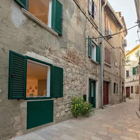 Mariva Downtown Studio Rovinj Exteriör bild